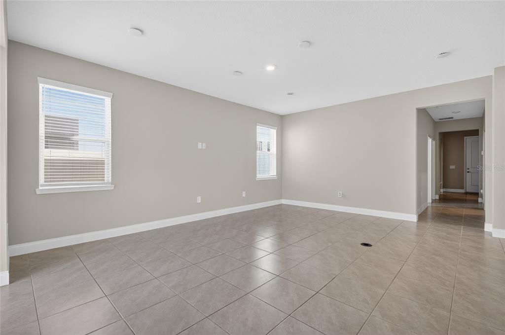 For Sale: $524,990 (4 beds, 3 baths, 1974 Square Feet)