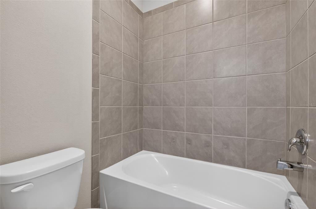 For Sale: $524,990 (4 beds, 3 baths, 1974 Square Feet)