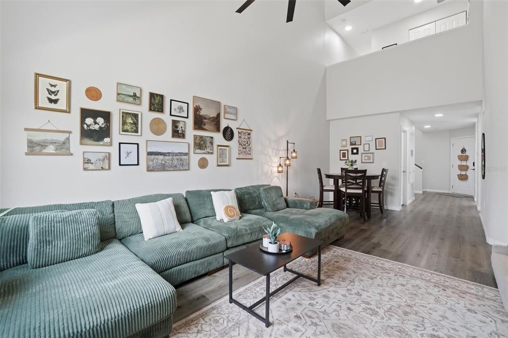 Activo con contrato: $249,000 (2 camas, 2 baños, 1248 Pies cuadrados)