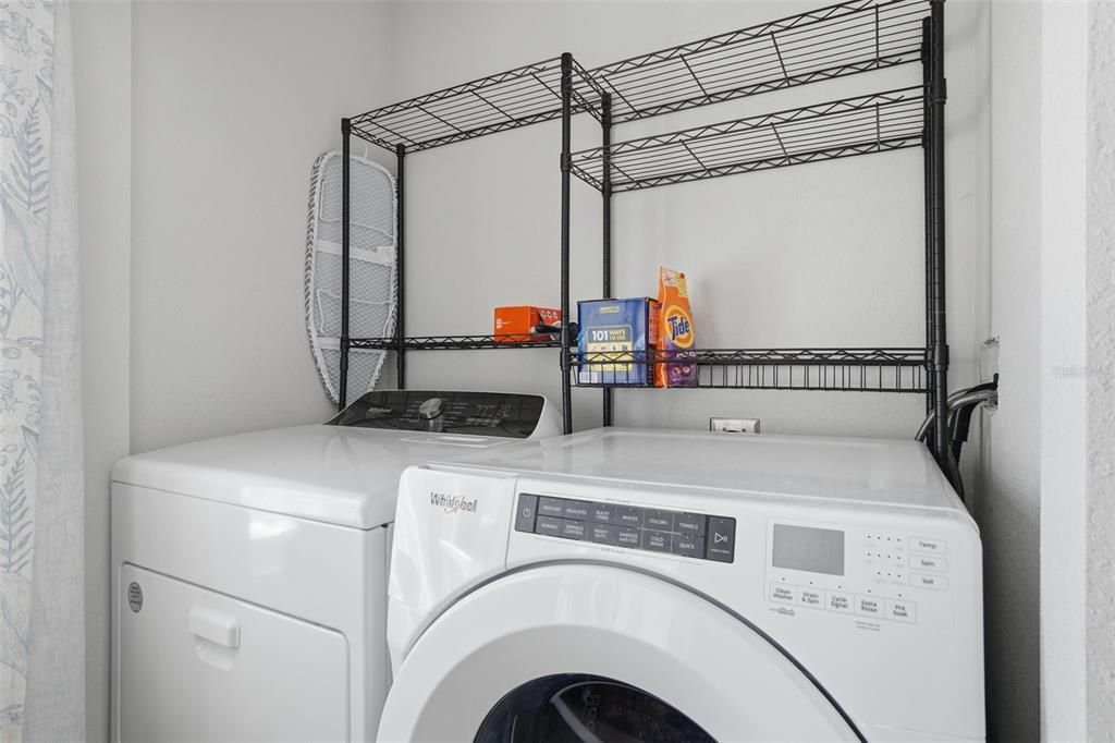 Activo con contrato: $249,000 (2 camas, 2 baños, 1248 Pies cuadrados)
