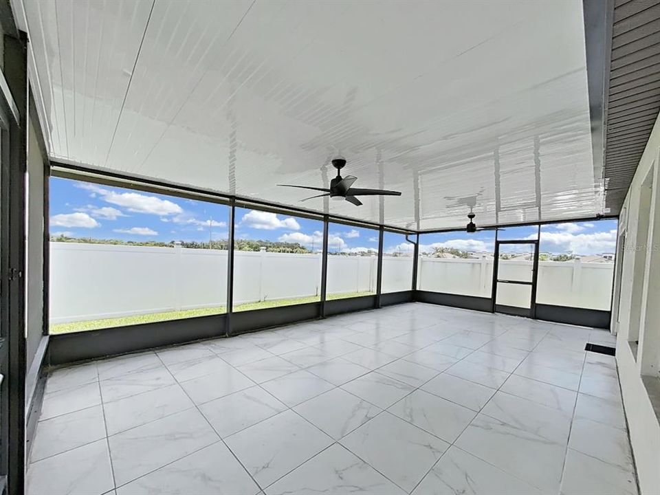 En Venta: $589,900 (6 camas, 3 baños, 3362 Pies cuadrados)