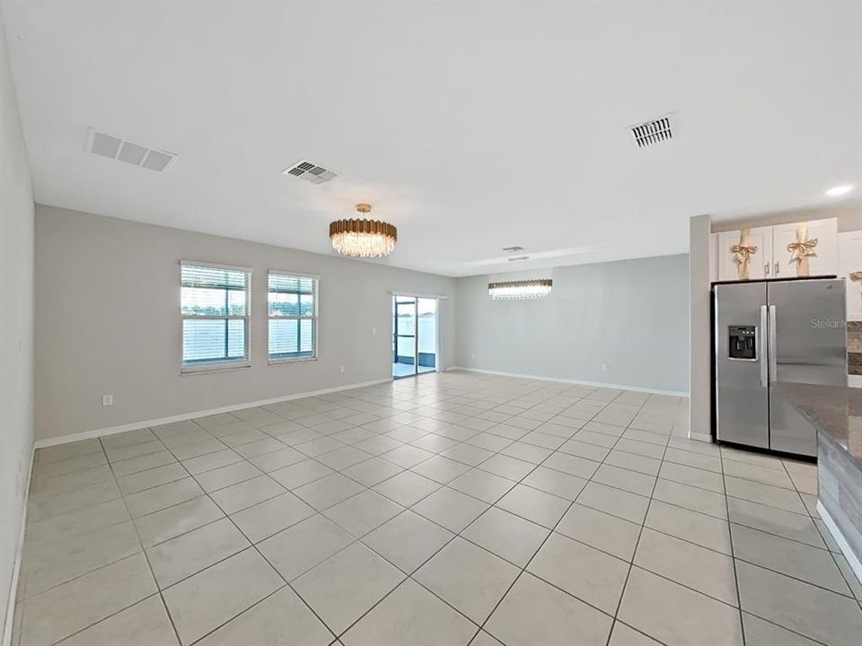 En Venta: $589,900 (6 camas, 3 baños, 3362 Pies cuadrados)