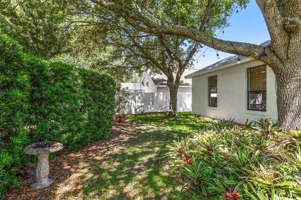 For Sale: $325,000 (3 beds, 2 baths, 1364 Square Feet)