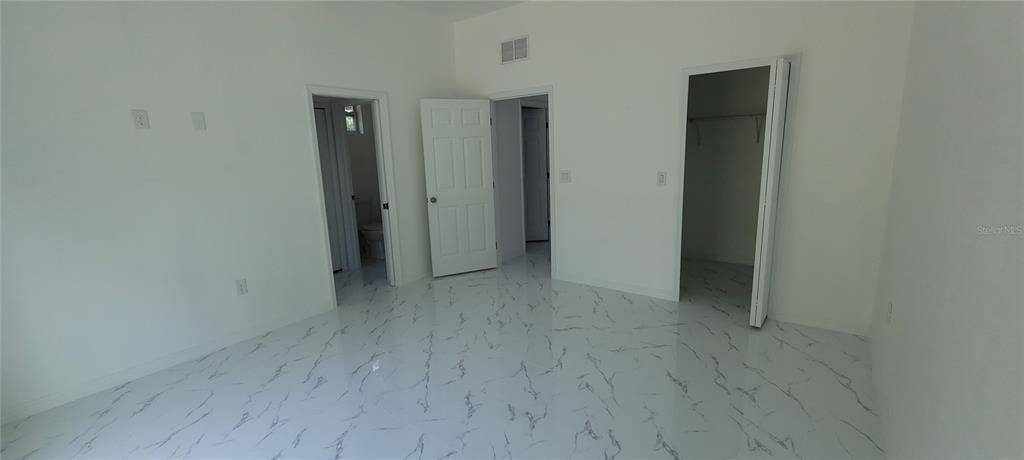 En Venta: $320,000 (3 camas, 2 baños, 1657 Pies cuadrados)