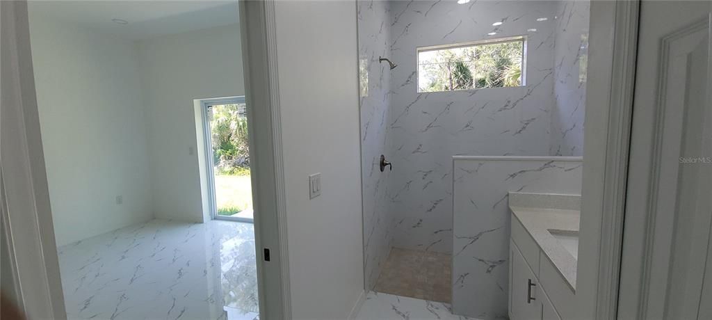 En Venta: $320,000 (3 camas, 2 baños, 1657 Pies cuadrados)