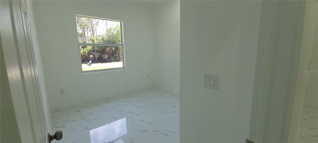 En Venta: $320,000 (3 camas, 2 baños, 1657 Pies cuadrados)