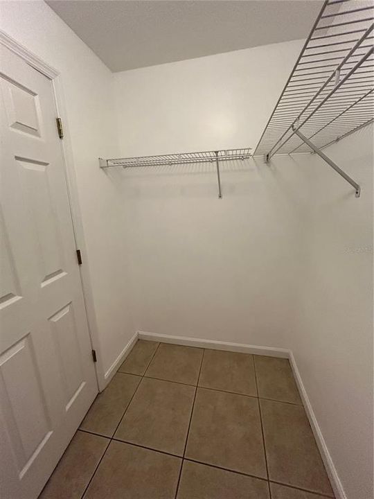 For Sale: $283,000 (3 beds, 2 baths, 1218 Square Feet)