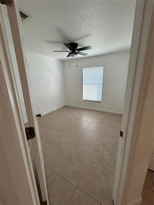 For Sale: $283,000 (3 beds, 2 baths, 1218 Square Feet)