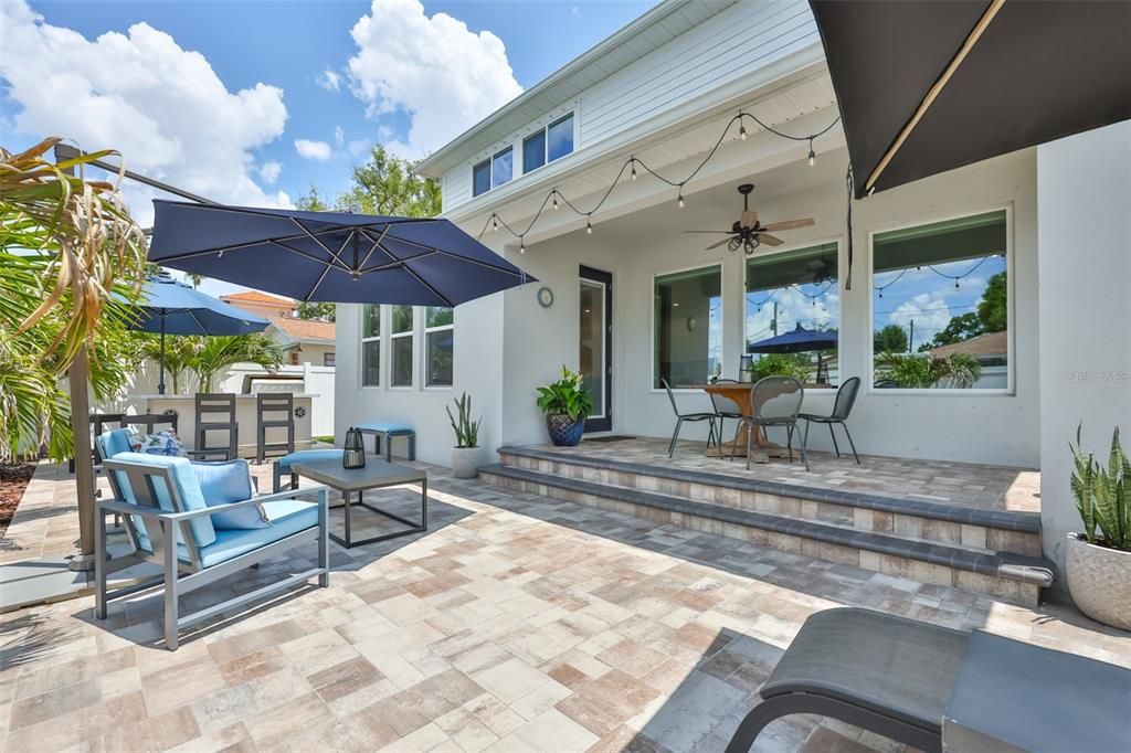For Sale: $1,150,000 (4 beds, 3 baths, 2691 Square Feet)