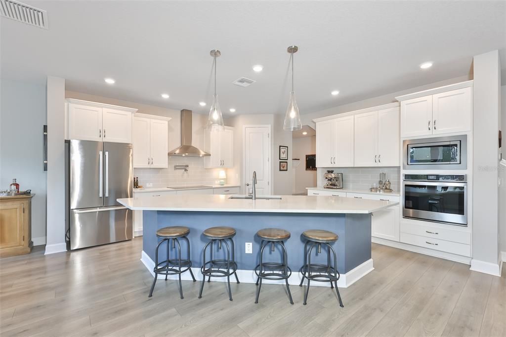 For Sale: $1,150,000 (4 beds, 3 baths, 2691 Square Feet)