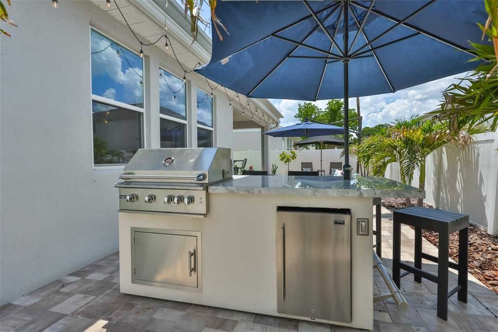 For Sale: $1,150,000 (4 beds, 3 baths, 2691 Square Feet)