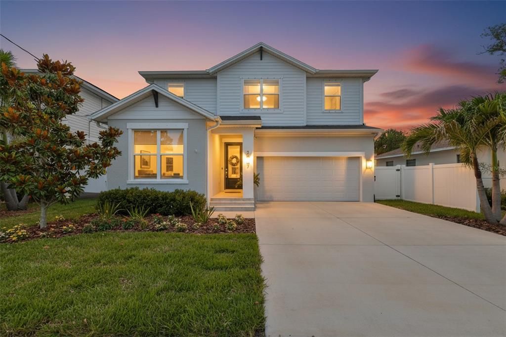 For Sale: $1,150,000 (4 beds, 3 baths, 2691 Square Feet)