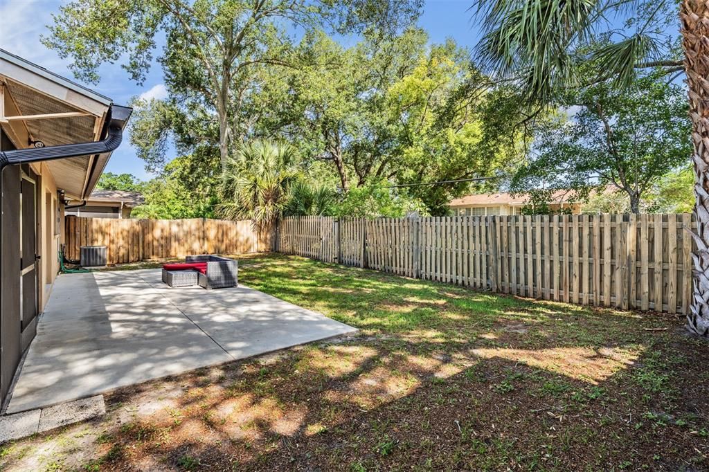 Activo con contrato: $320,000 (2 camas, 2 baños, 1114 Pies cuadrados)