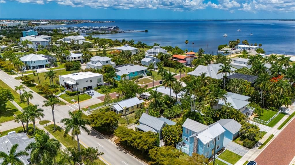 Activo con contrato: $174,000 (3 camas, 2 baños, 1176 Pies cuadrados)