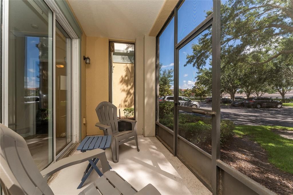 For Sale: $299,500 (2 beds, 2 baths, 1161 Square Feet)