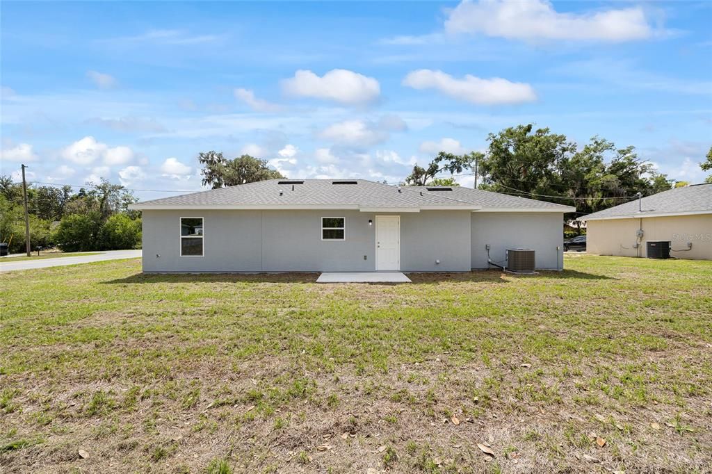 En Venta: $238,000 (3 camas, 2 baños, 1091 Pies cuadrados)