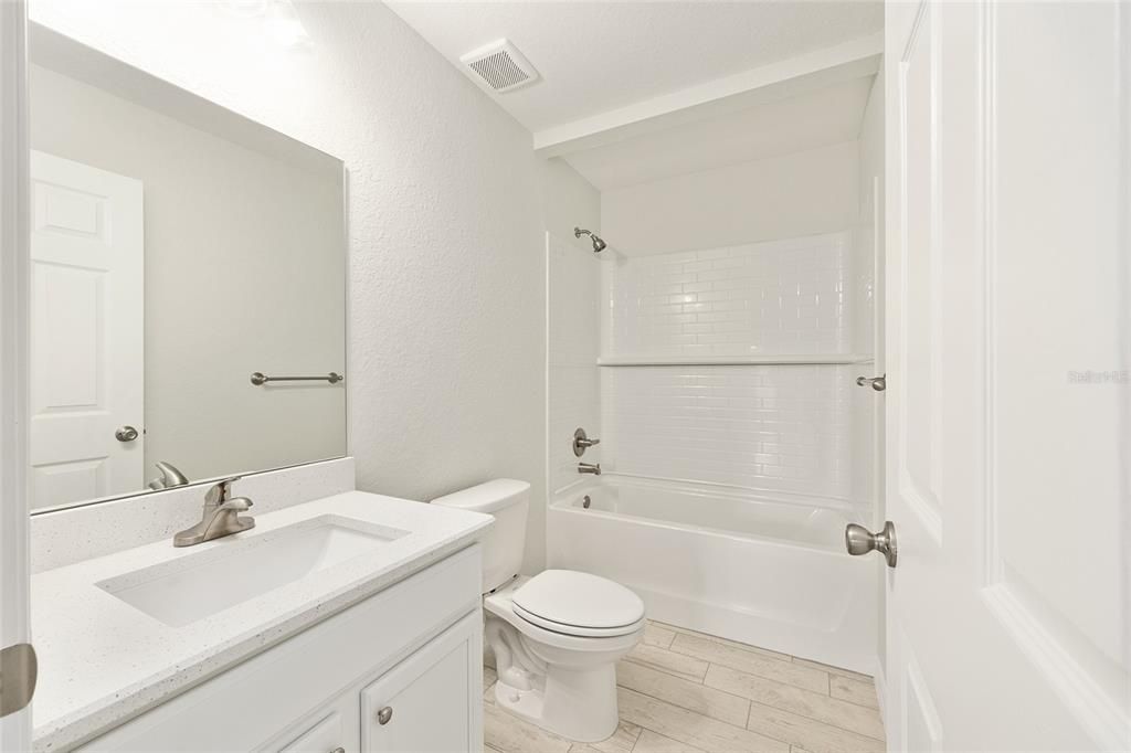 En Venta: $238,000 (3 camas, 2 baños, 1091 Pies cuadrados)