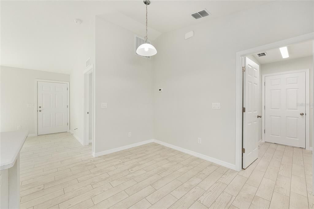 En Venta: $238,000 (3 camas, 2 baños, 1091 Pies cuadrados)