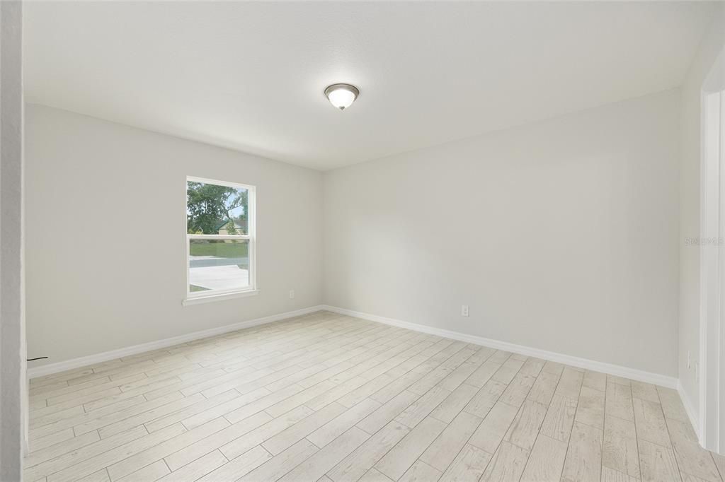 En Venta: $238,000 (3 camas, 2 baños, 1091 Pies cuadrados)