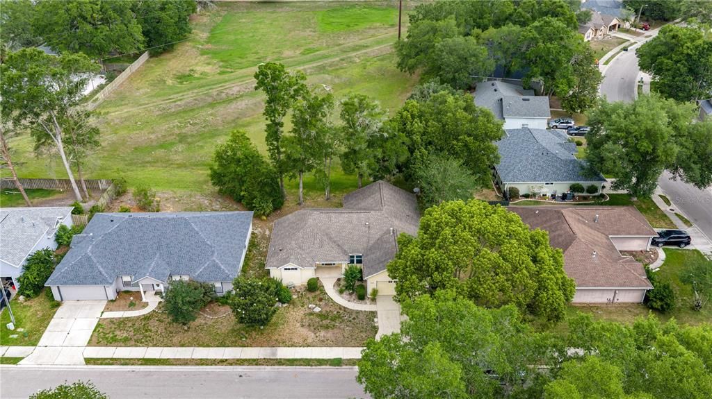 For Sale: $359,000 (4 beds, 2 baths, 1834 Square Feet)