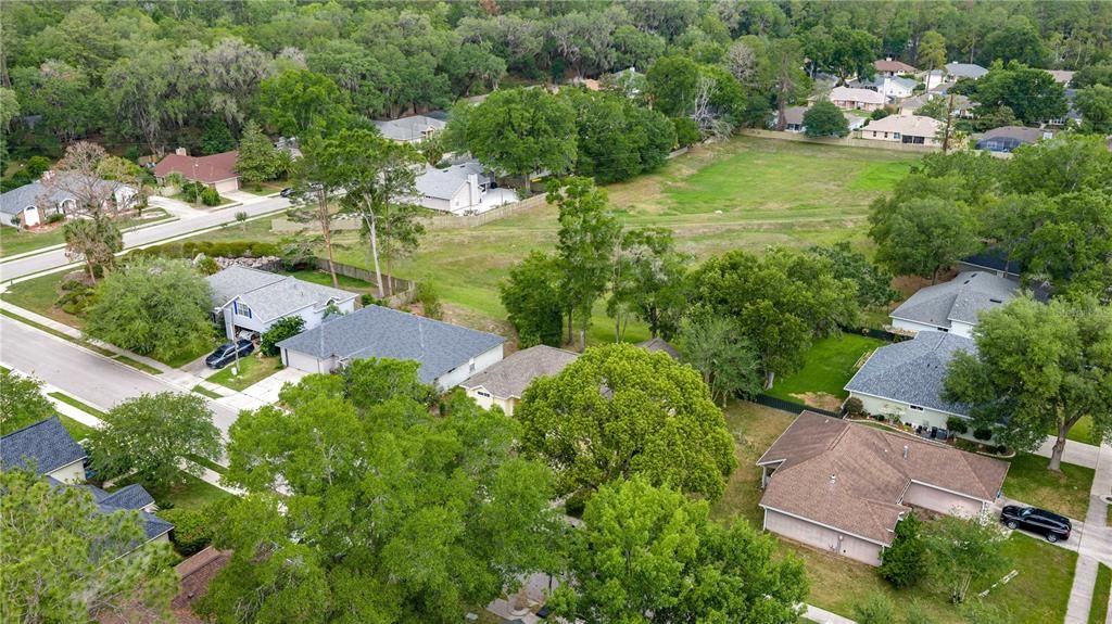 For Sale: $359,000 (4 beds, 2 baths, 1834 Square Feet)