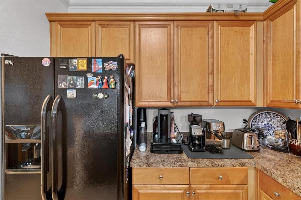 For Sale: $365,000 (2 beds, 2 baths, 1080 Square Feet)