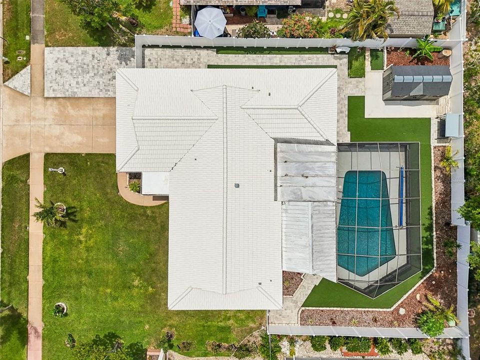 Active With Contract: $650,000 (3 beds, 2 baths, 1459 Square Feet)