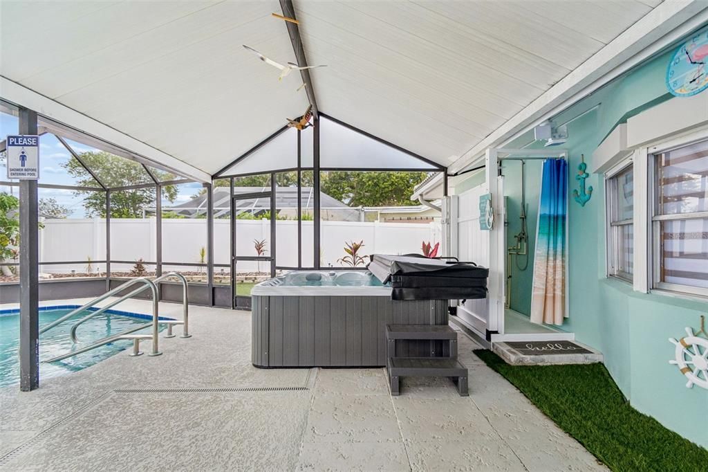 Active With Contract: $650,000 (3 beds, 2 baths, 1459 Square Feet)
