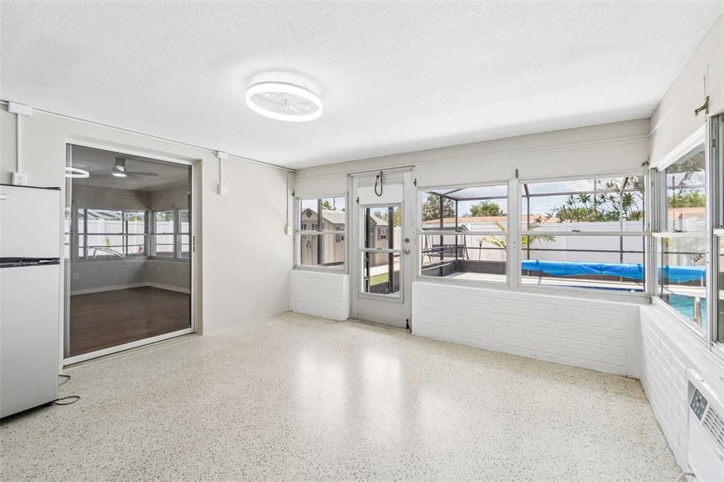 Active With Contract: $650,000 (3 beds, 2 baths, 1459 Square Feet)