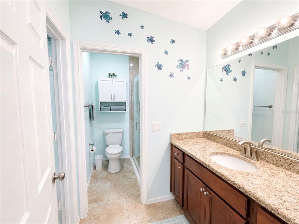 Active With Contract: $260,000 (2 beds, 2 baths, 1190 Square Feet)