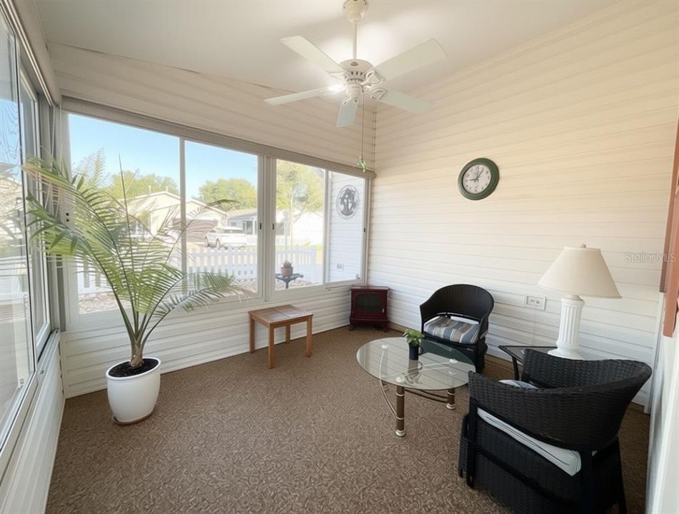 Active With Contract: $260,000 (2 beds, 2 baths, 1190 Square Feet)