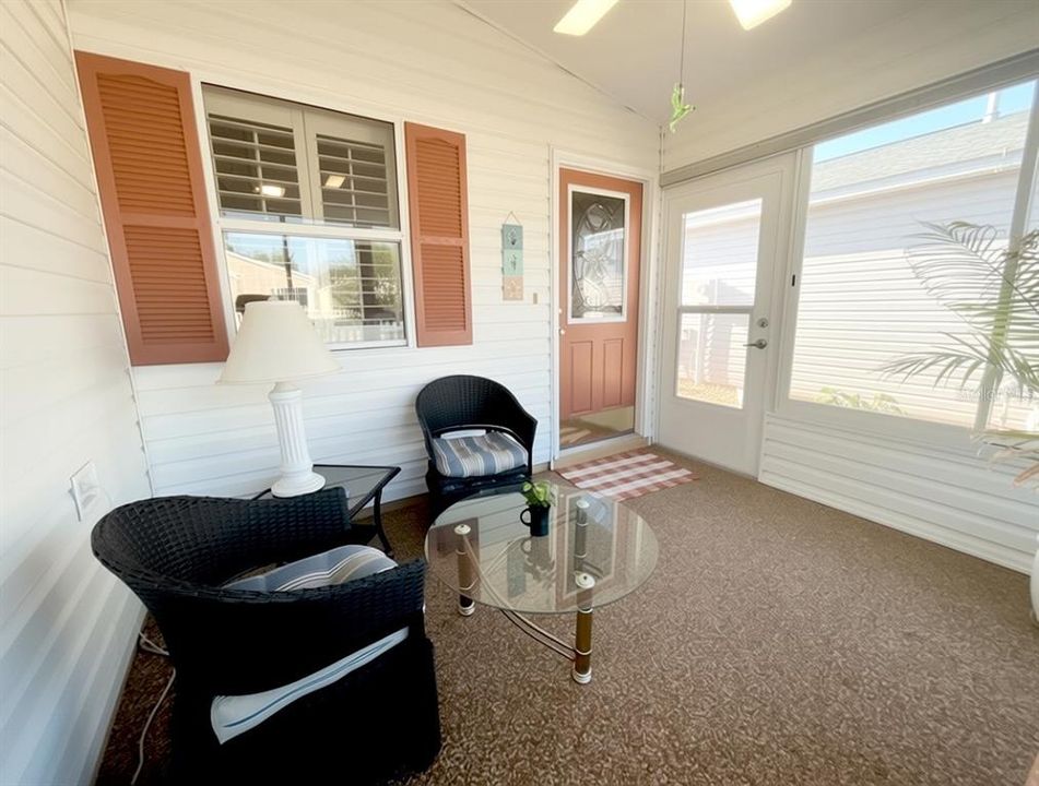 Active With Contract: $260,000 (2 beds, 2 baths, 1190 Square Feet)