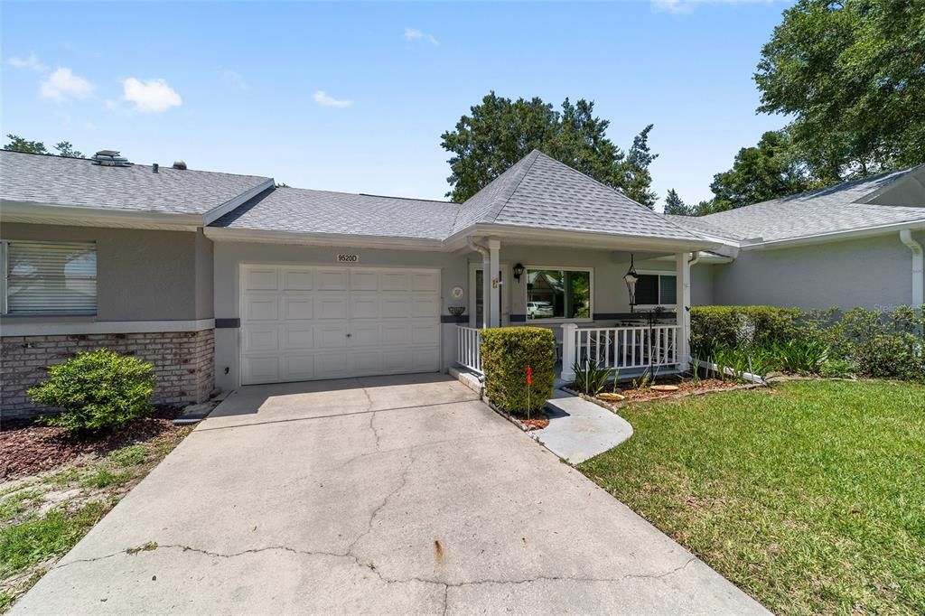 For Sale: $120,000 (2 beds, 2 baths, 1221 Square Feet)