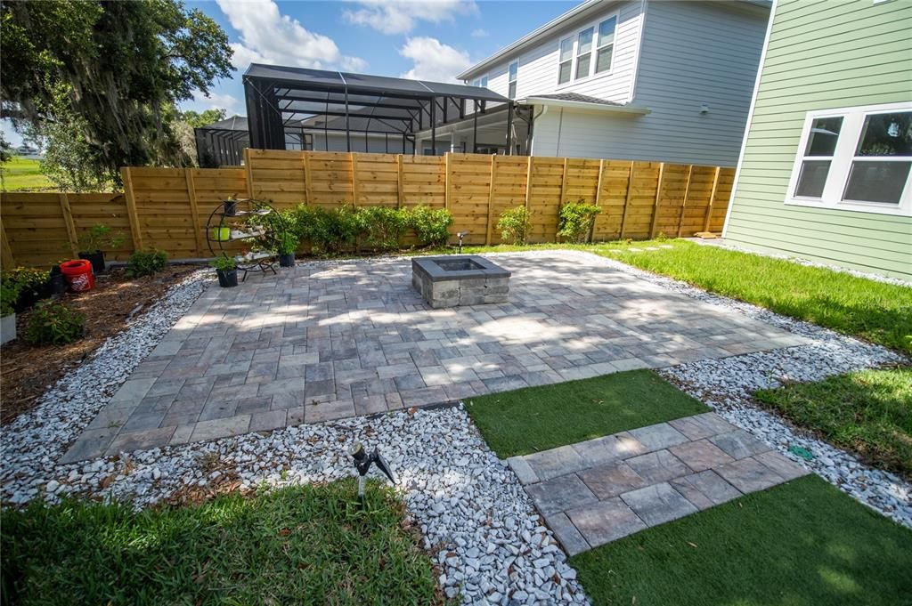En Venta: $799,500 (4 camas, 4 baños, 3169 Pies cuadrados)