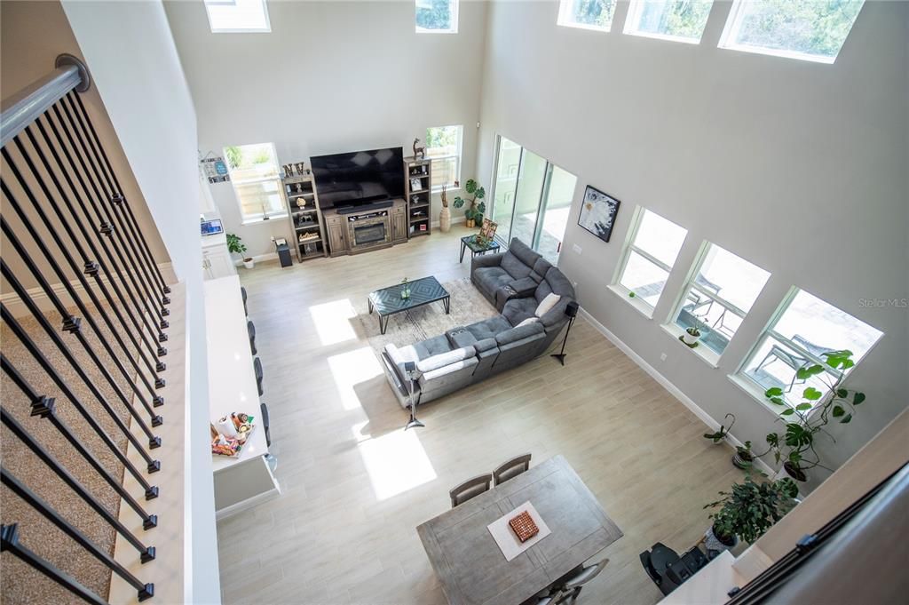 En Venta: $799,500 (4 camas, 4 baños, 3169 Pies cuadrados)