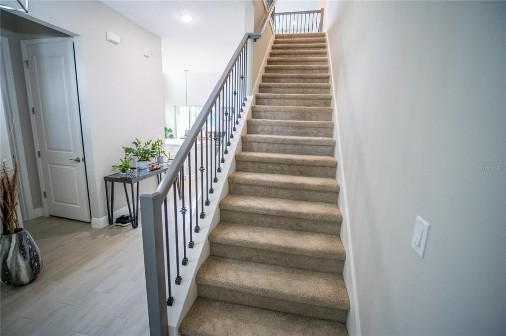 En Venta: $799,500 (4 camas, 4 baños, 3169 Pies cuadrados)
