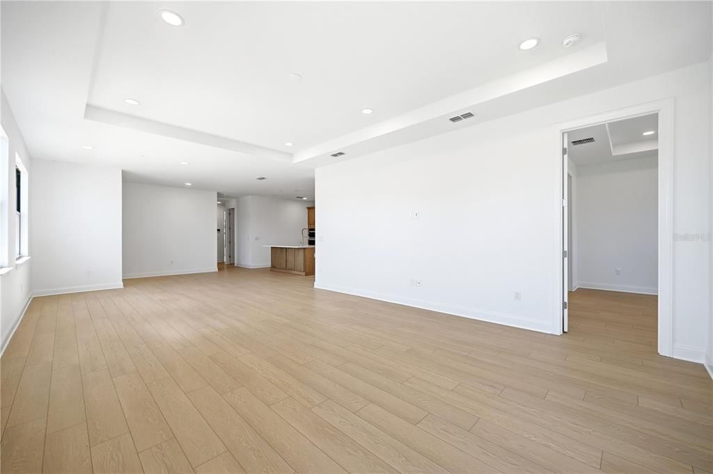 En Venta: $419,000 (3 camas, 2 baños, 1803 Pies cuadrados)