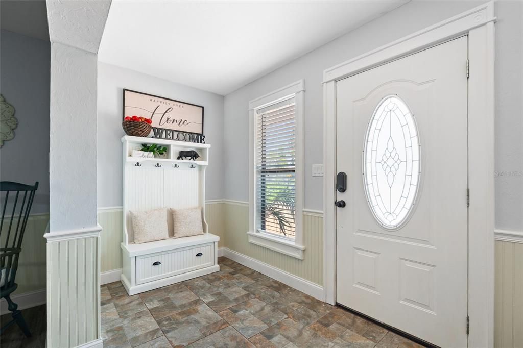 For Sale: $715,000 (4 beds, 3 baths, 2035 Square Feet)