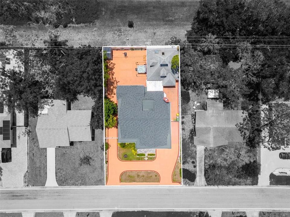 For Sale: $715,000 (4 beds, 3 baths, 2035 Square Feet)