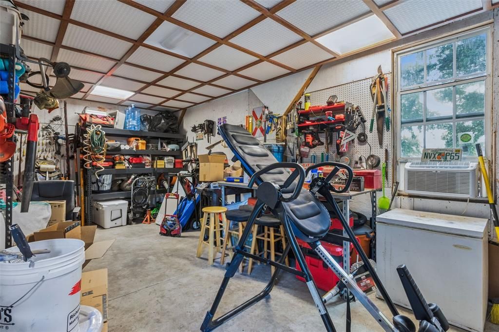 Activo con contrato: $310,000 (2 camas, 2 baños, 1028 Pies cuadrados)