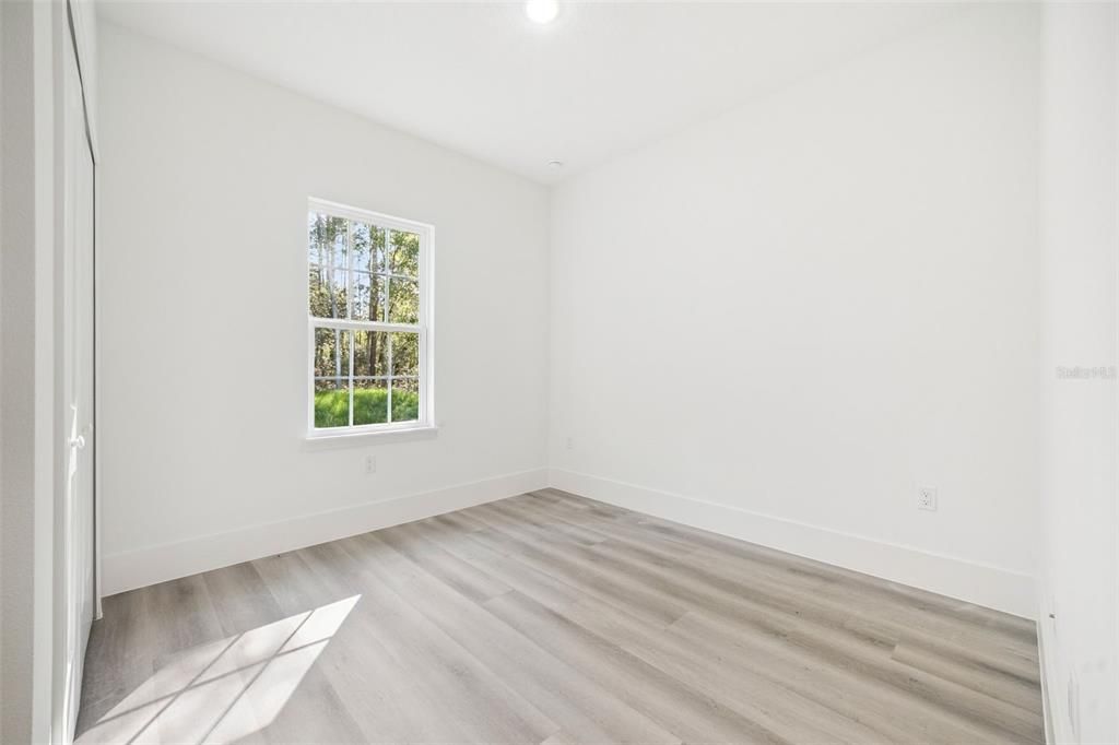 На продажу: $287,900 (4 спален, 2 ванн, 1774 Квадратных фут)