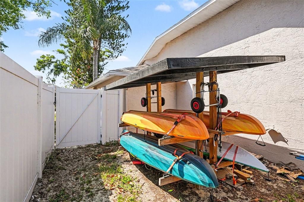 Activo con contrato: $390,000 (3 camas, 2 baños, 1603 Pies cuadrados)