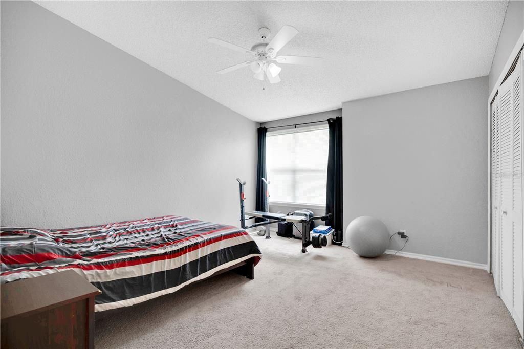 For Sale: $190,000 (2 beds, 2 baths, 1105 Square Feet)