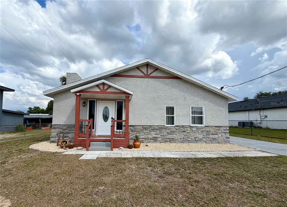 For Sale: $275,000 (0 beds, 0 baths, 1476 Square Feet)