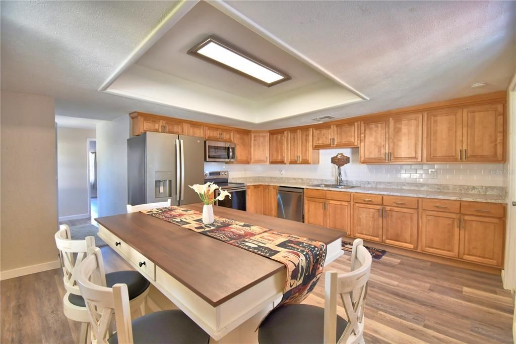 For Sale: $275,000 (0 beds, 0 baths, 1476 Square Feet)
