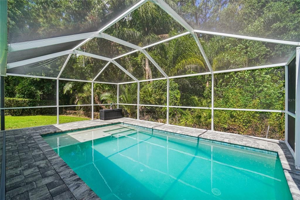 For Sale: $459,900 (3 beds, 2 baths, 1585 Square Feet)