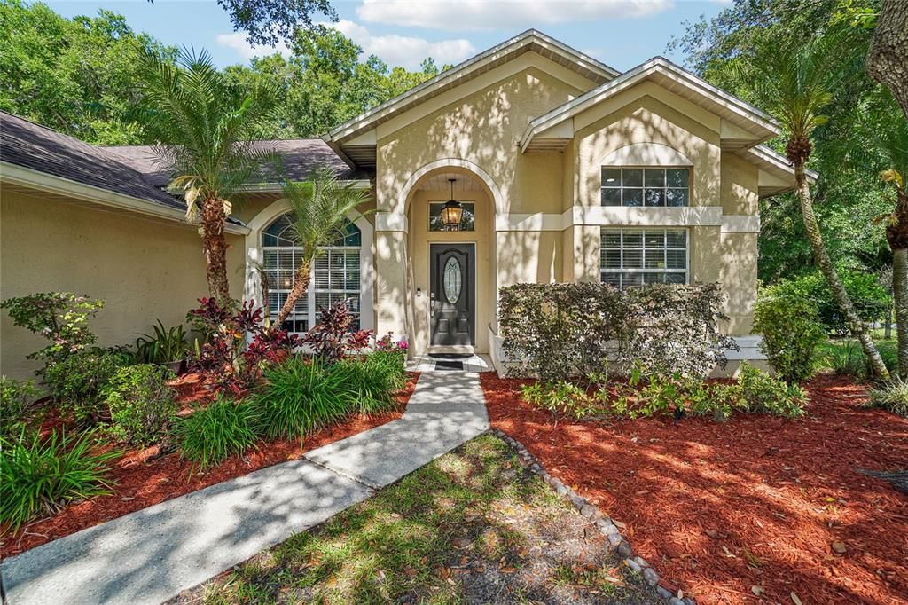 For Sale: $459,900 (3 beds, 2 baths, 1585 Square Feet)
