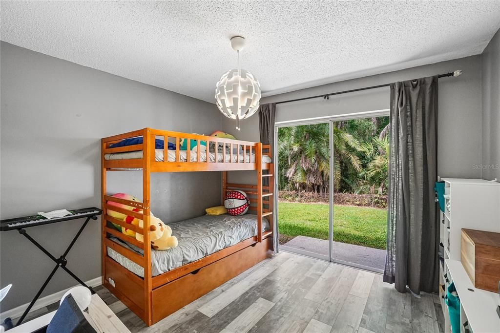 For Sale: $459,900 (3 beds, 2 baths, 1585 Square Feet)