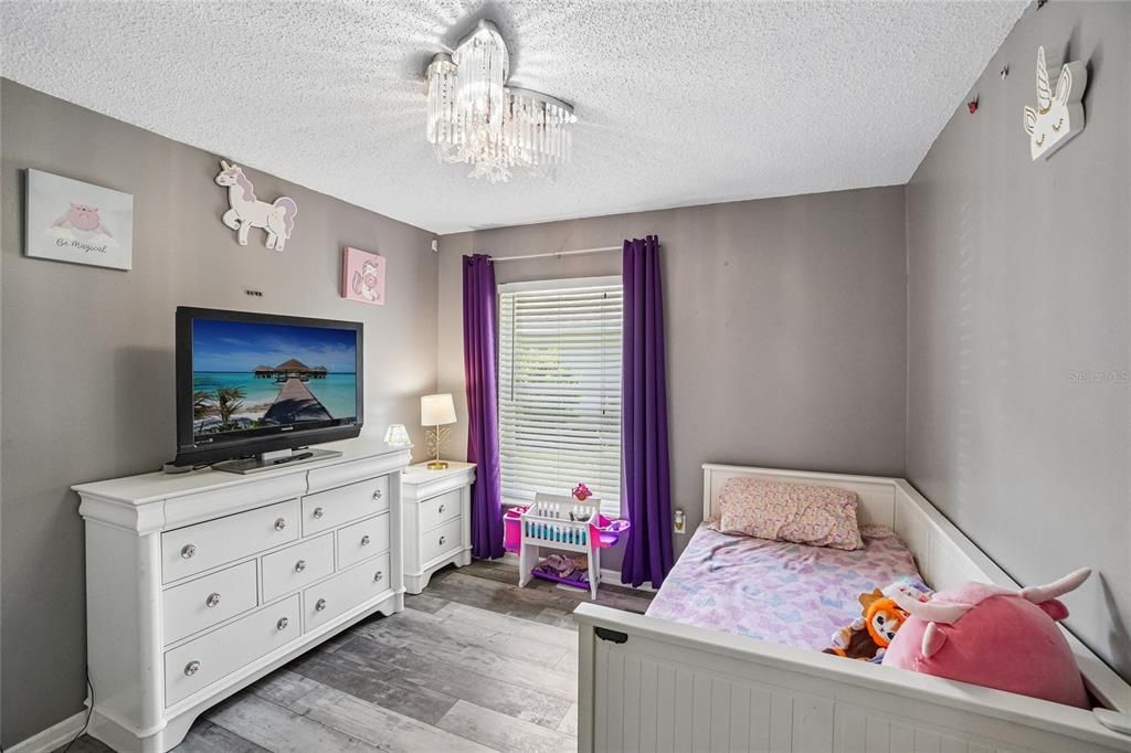 For Sale: $459,900 (3 beds, 2 baths, 1585 Square Feet)