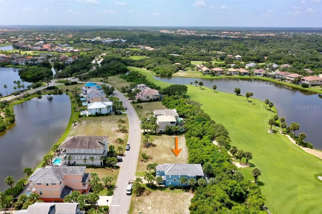 待售: $325,000 (0.12 acres)